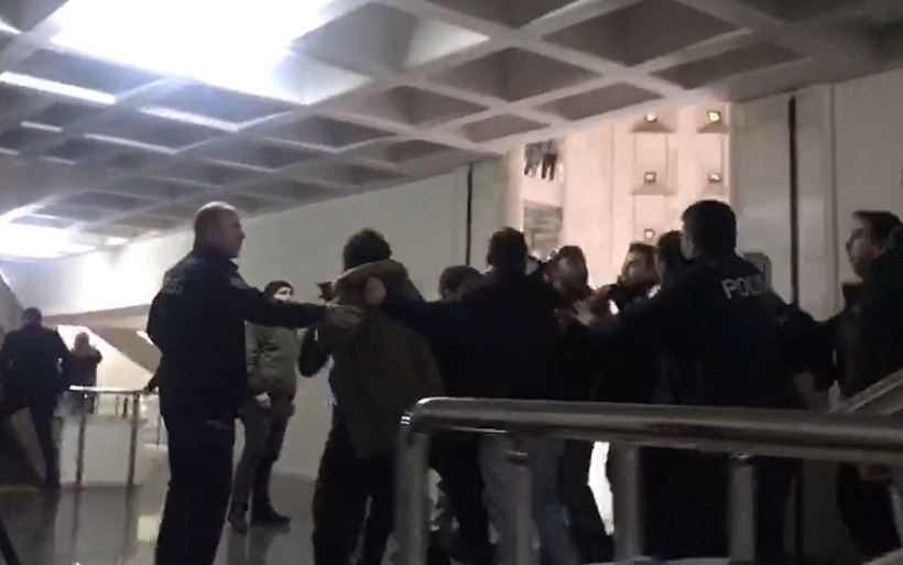 Bursa Adliyesinde akılalmaz pusu - Resim: 1