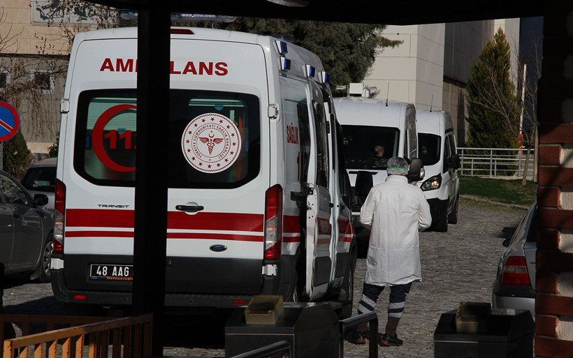 Muğla'da üniversitede içinde beyaz madde olan zarf paniği - Resim: 2