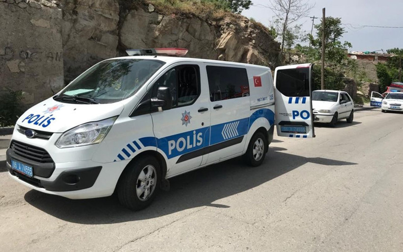 Ankara'da 11 bin lira ceza uygulanan ehliyetsiz sürücü ve arkadaşları selfie yaptı - Resim: 1