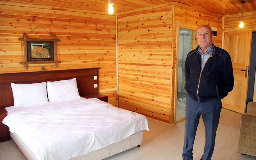 Düzce'de çobanlık yıllarındaki hayali gerçek oldu kurduğu otel manzarasıyla büyülüyor - Resim: 3