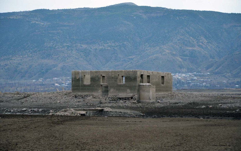 Sivas'ta 30 yıl sonra ilk kez ortaya çıktı yeniden kayboldu - Resim: 4