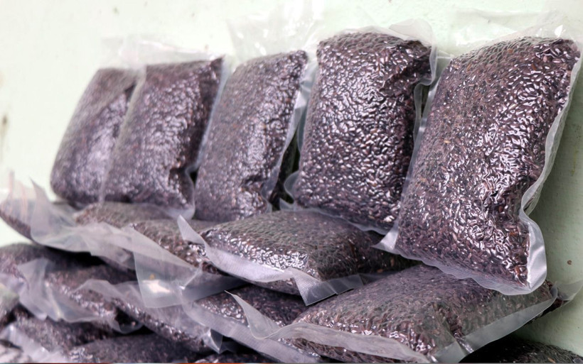 Samsun'da rengini gören 'Boyalı' diye şikayet ediyor! Faydaları saymakla bitmiyor - Resim: 1