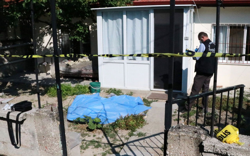 Burdur'da oğlunun cansız bedenini gördü! Bu eve nasıl gireyim diye ağladı - Resim: 1