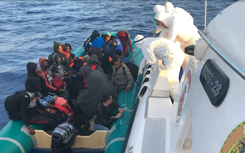 Çanakkale açıklarında 125 sığınmacı kurtarıldı - Resim: 2