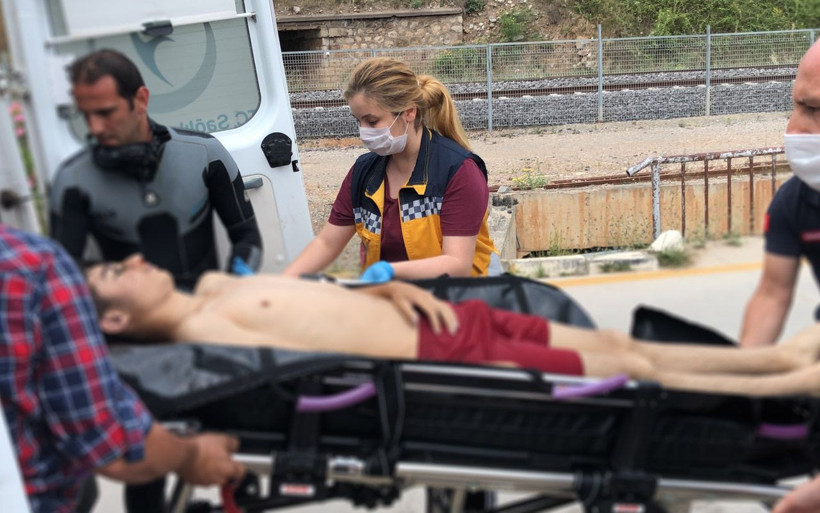 Kocaeli'de deniz ağabey ile kardeşini yuttu biri öldü biri ağır yaralandı - Resim: 1