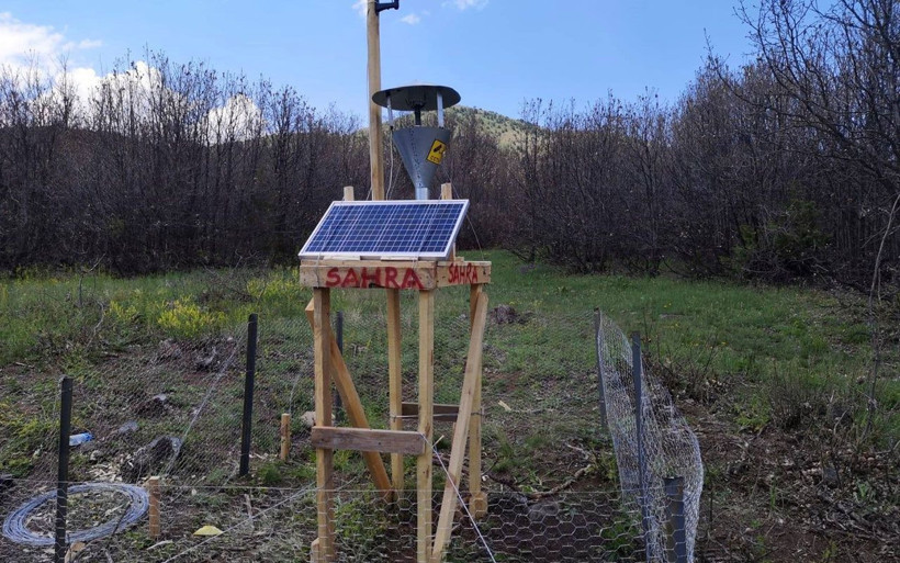 Sivas'ta istilacı tırtıllara karşı 'Sahra' adlı ışıklı tuzak kuruldu - Resim: 1