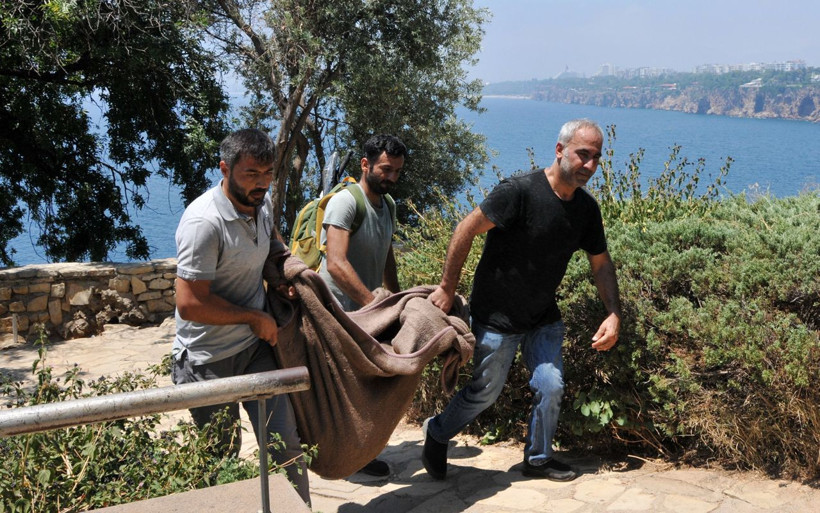 Antalya'da balık tutan vatandaş buldu! İnsana benziyor ama kolları ve ayakları yok - Resim: 2