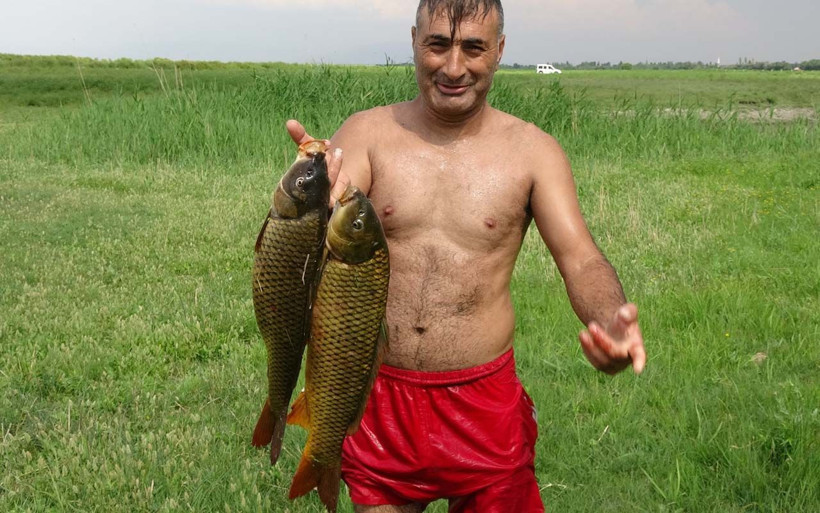 Iğdır'da elini olta olarak kullanıyor yakaladığı balıkların büyüklüğü şaşırttı - Resim: 3