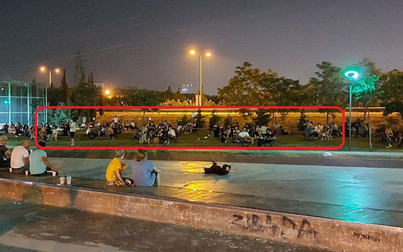 Bursa'da sahildeki köpük partisinde koronavirüs unutuldu - Resim: 3