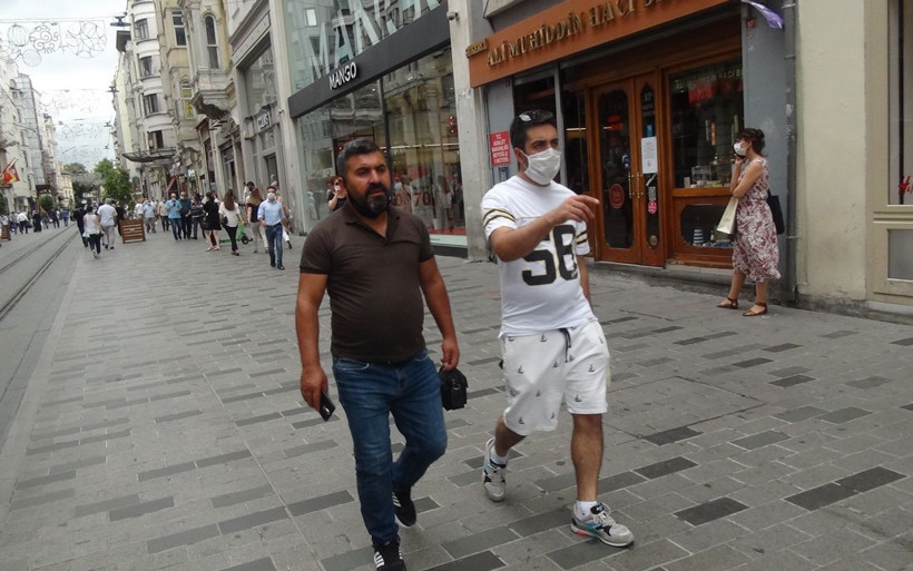 İstiklal Caddesi'nde koronavirüs yok galiba! Bu kadarına pes - Resim: 1