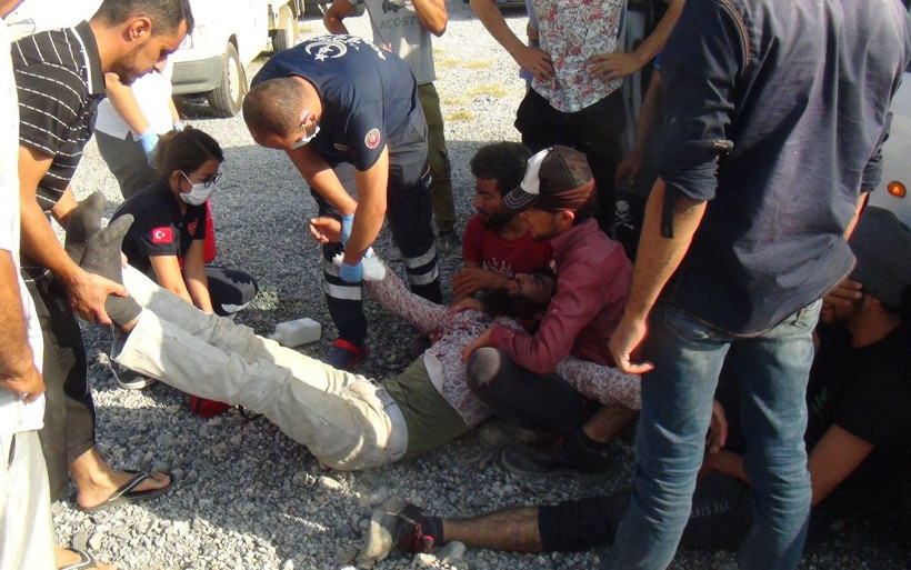 Antalya'da karpuz tarlasına geçmek isteyen genç aracın çarpmasıyla öldü - Resim: 4