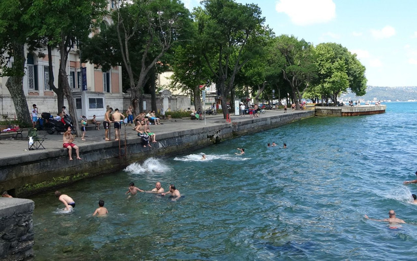 İstanbul'da sahil bandında maske kuralı yine hiçe sayıldı - Resim: 4
