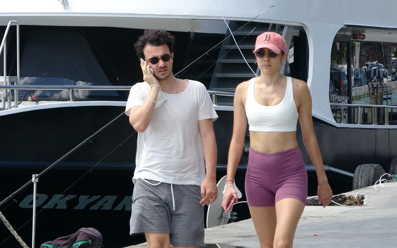 İstanbul'da sahil bandında maske kuralı yine hiçe sayıldı - Resim: 2