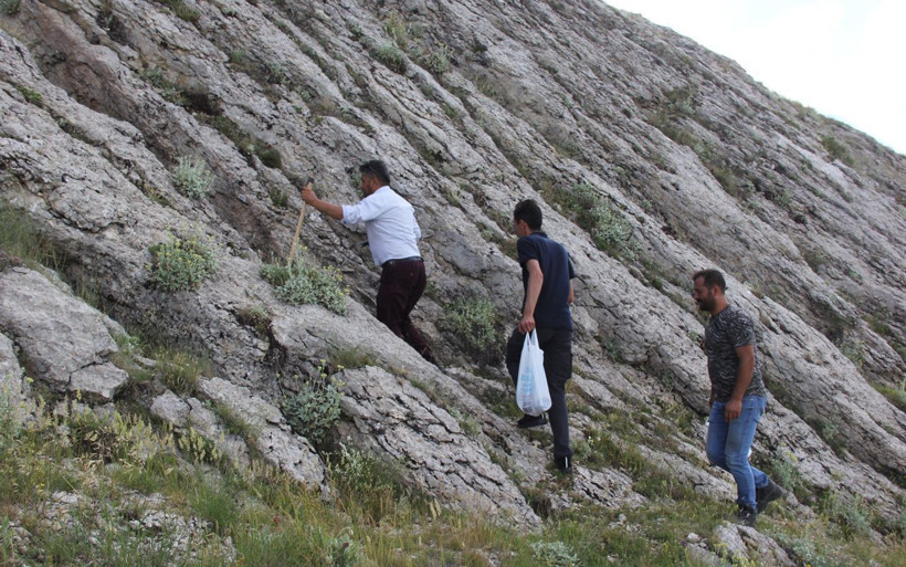 Sivas'ta bu mağara göbeklileri içeri almıyor giren de çok şey kazanıyor - Resim: 4