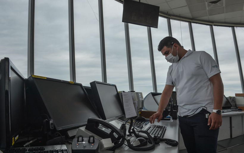 15 Temmuz'da Cumhurbaşkanı Erdoğan'ın uçağını piste indiren kule görevlileri konuştu - Resim: 2