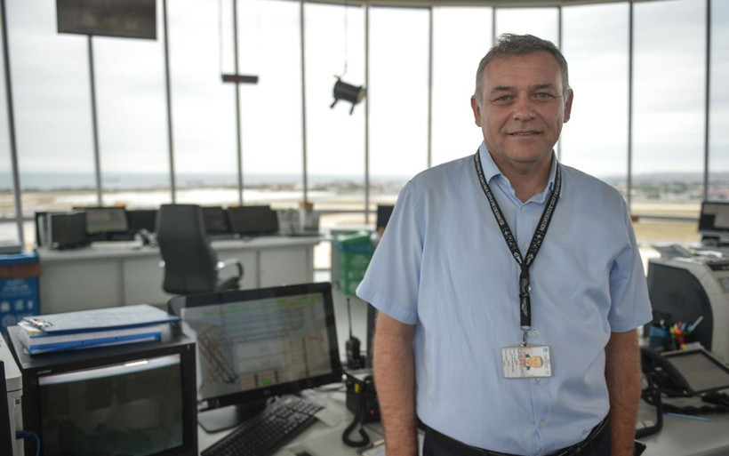 15 Temmuz'da Cumhurbaşkanı Erdoğan'ın uçağını piste indiren kule görevlileri konuştu - Resim: 4