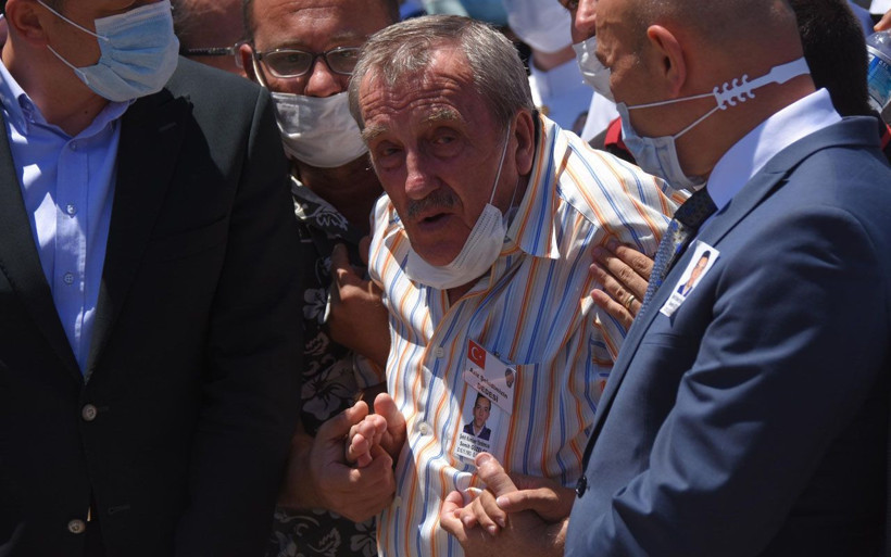 Şampiyon Şehit Semih Güzelay İzmir'de son yolculuğuna uğurlandı - Resim: 4