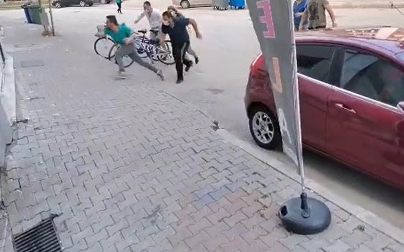 Bolu'da 'Namusuma yan baktın' iddiasıyla tekme tokat dayak yedi - Resim: 1