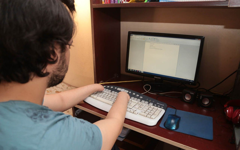 Kahramanmaraş'ta elsiz ve ayaksız dünyaya gelen Hakan'ın örnek hikayesi - Resim: 3