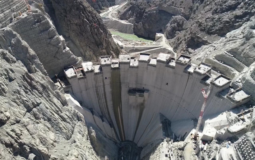 Barajla birlikte sular altında kalacak Yusufeli yeniden inşa ediliyor - Resim: 2