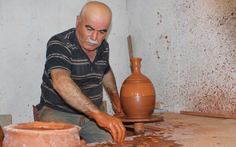 Müşterilerden utandığı için asırlık mesleğine devam ediyor - Resim: 4