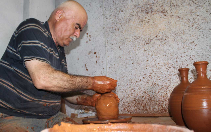 Müşterilerden utandığı için asırlık mesleğine devam ediyor - Resim: 3