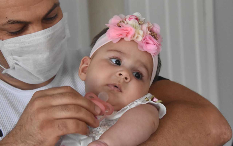 İzmir'de minik Berru'ya 5 yıllık ömür biçildi yaşaması Amerika'daki o ilaca bağlı - Resim: 4