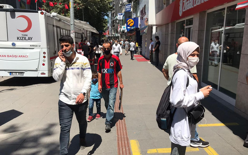 Zonguldak'ta F-16'lar ses duvarını aştı vatandaş patlama oldu sandı - Resim: 3