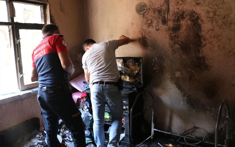 Denizli'de 5 aylık minik İsmail yangında can verdi - Resim: 1