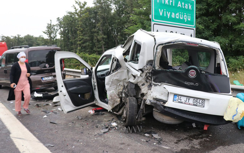 TEM Otoyolu'nda zincirleme kaza meydana geldi - Resim: 4