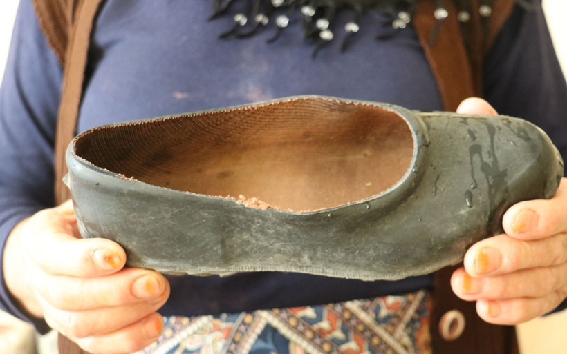 Sivas'ta lastik ayakkabısıyla köpeğe su içiren Hatice teyze mest etti - Resim: 4