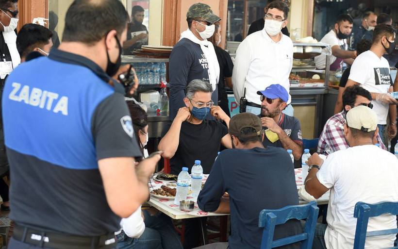 Aamir Khan Adana'da lezzet yolculuğuna çıktı tezgahın başına geçti - Resim: 3