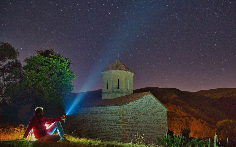 Gümüşhane meteor yağmuruna ev sahipliği yaptı 670 yıllık yapıda özel anlar - Resim: 3
