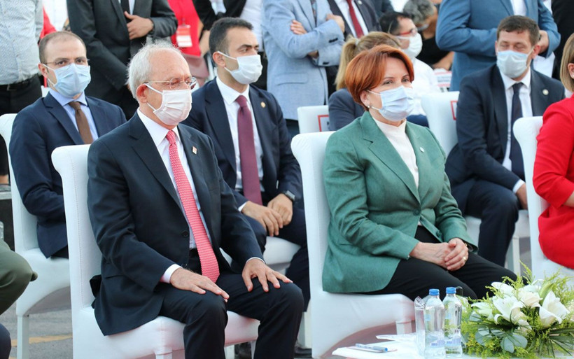 Kemal Kılıçdaroğlu ile Meral Akşener İzmit'te cami temeli attı - Resim: 1