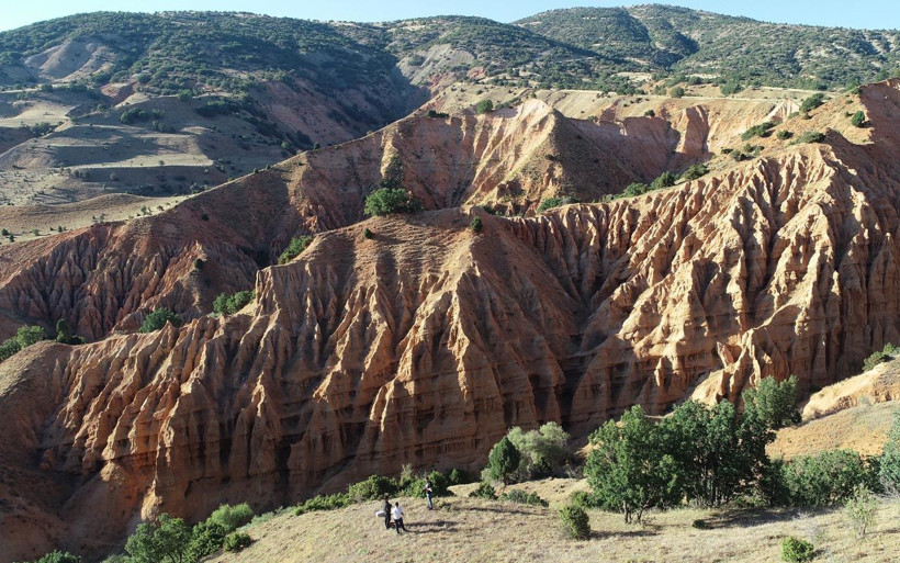 Şeytan Şehri Kayalıkları görüntüsüyle büyülüyor! Sivas halkı bu adı takmış - Resim: 2