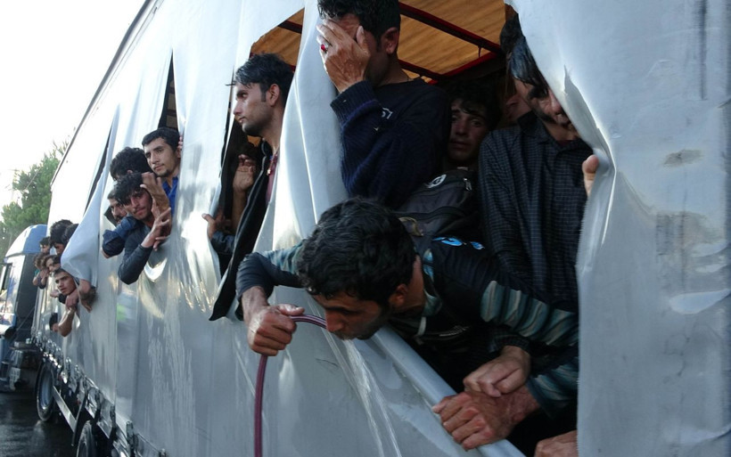 Avrupa merakı susuzluktan ağır bastı! Samsun'da 115 kaçak göçmen yakalandı - Resim: 3