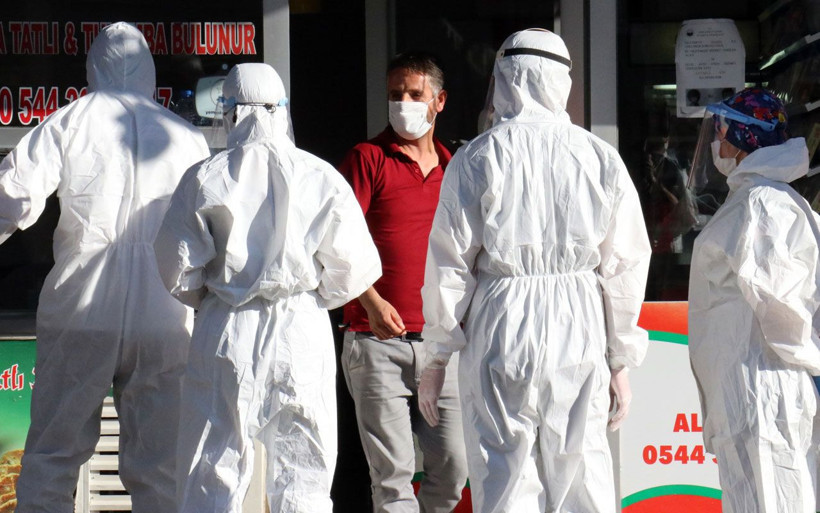 Kırklareli'nde koronavirüslü çiğ köfteci satış yaparken yakalandı - Resim: 1