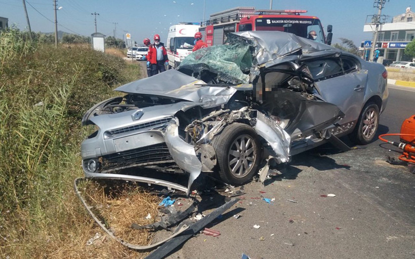 Balıkesir'de babayla kızı eve 1 kilometre kala ayrıldı - Resim: 1