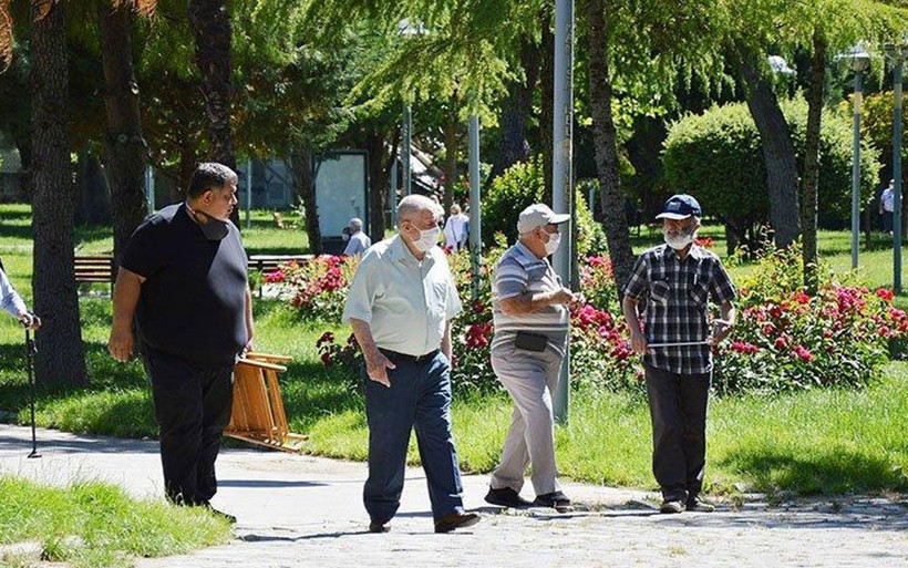 65 yaş üstüne sokağa çıkma yasağı gelen iller listesi 39 şehir var - Resim: 2