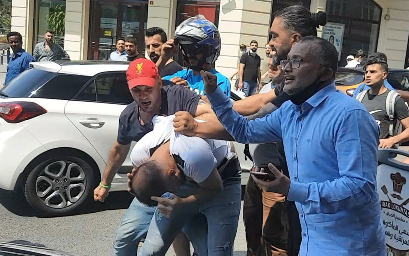 Evinde kaldığı arkadaşının eşine ahlaksız teklifte bulundu dayağı yedi - Resim: 1