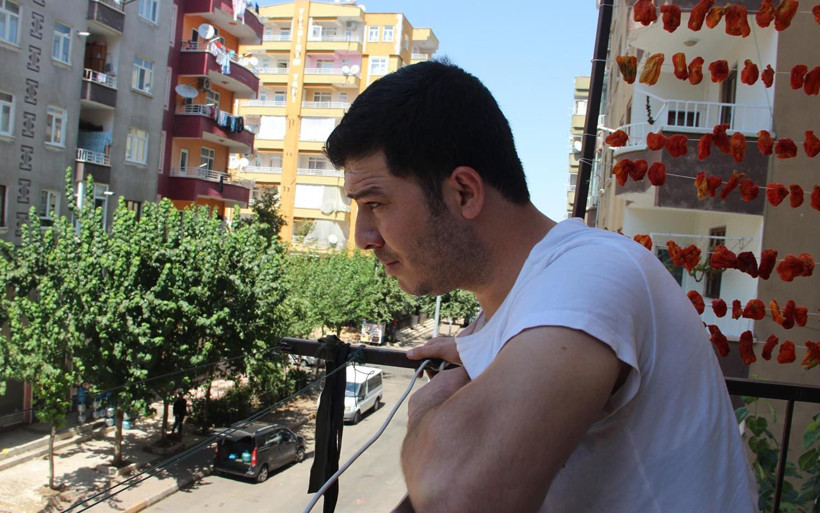 Diyarbakır'da akülü tekerlekli sandalyesi kırılınca evden çıkamaz oldu - Resim: 3