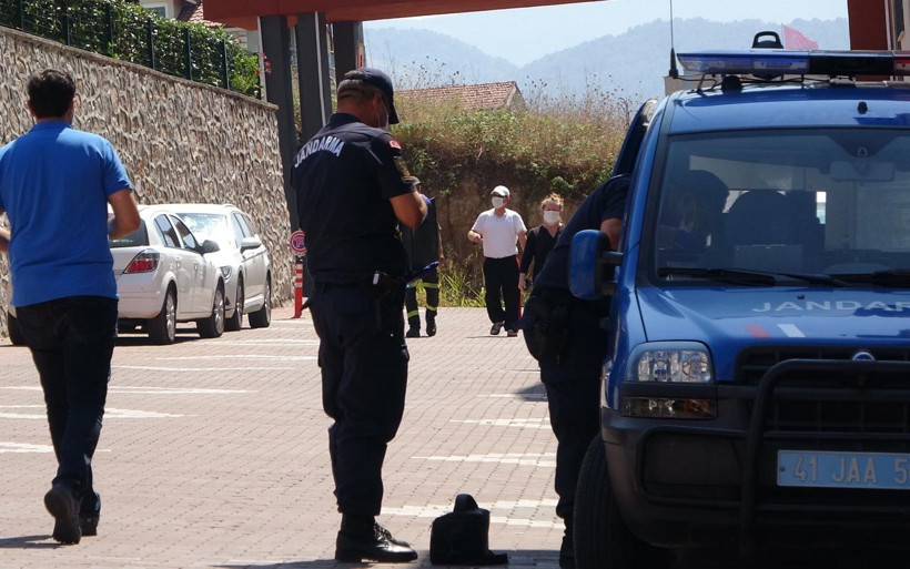 Kocaeli'de ev hapsine çıktığı ikametinde kurşun yağmuruna tutuldu - Resim: 4