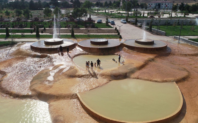 Sivas'ın Pamukkale'si Altınkale kent halkını serinletiyor - Resim: 3