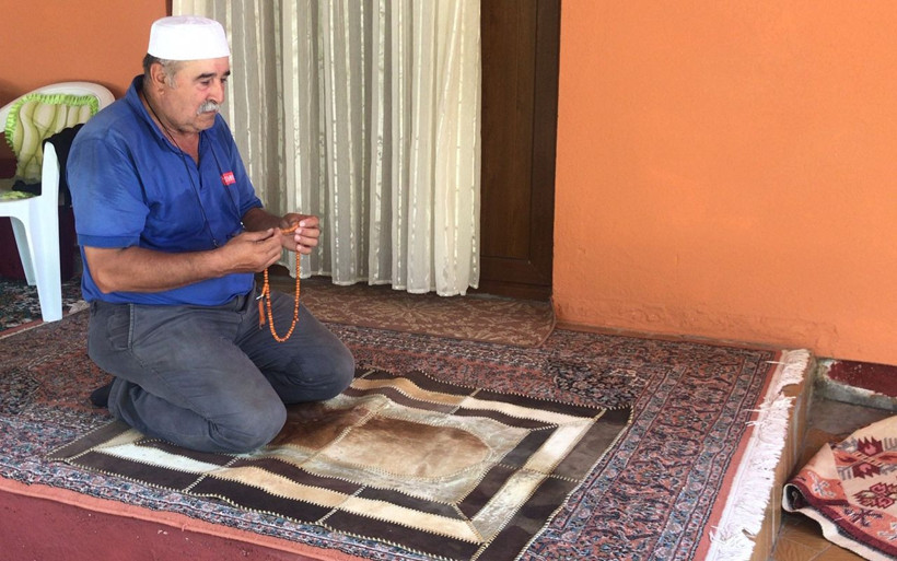 Bir asırlık seccadeye 80 bin lira teklif ettiler Çanakkale'de torunlarına bırakacak - Resim: 3