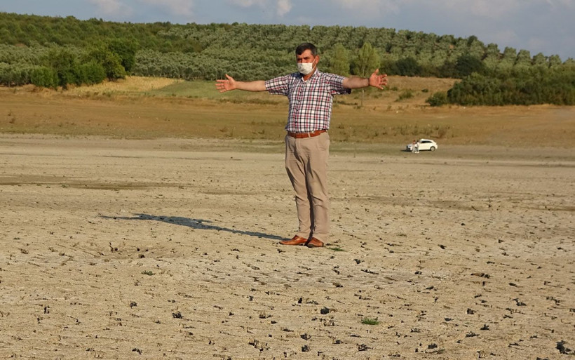 Bursa'da ürküten görüntü! 3 köyün ihtiyacını karşılayan baraj kurudu - Resim: 3