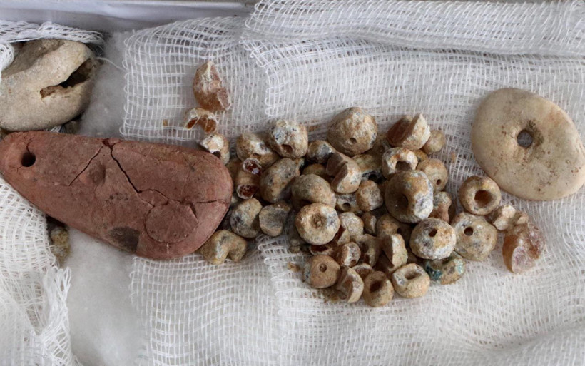 Van'da bebek iskeleti ortaya çıkarıldı Urartularda soylu bir aileye ait deniyor - Resim: 3