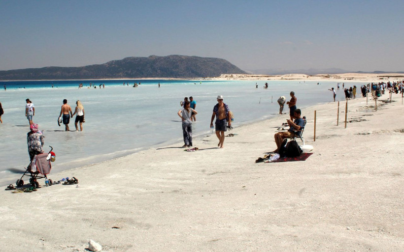 'Türkiye'nin Maldivleri'ne ziyaretçi akını Salda Gölü vazgeçilmez oldu - Resim: 2