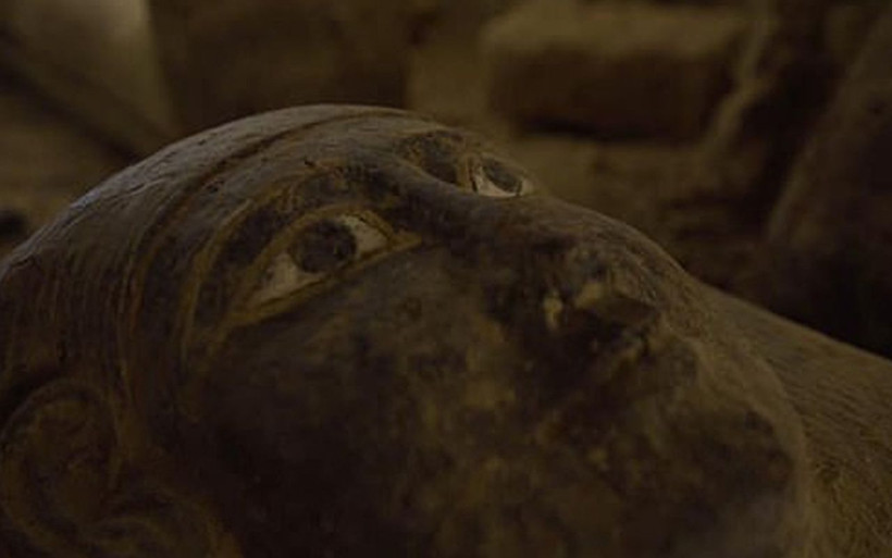 Mısır'da keşfedildi 2 bin 500 yıllık tabutlar 11 metre derinden çıkarıldı - Resim: 1