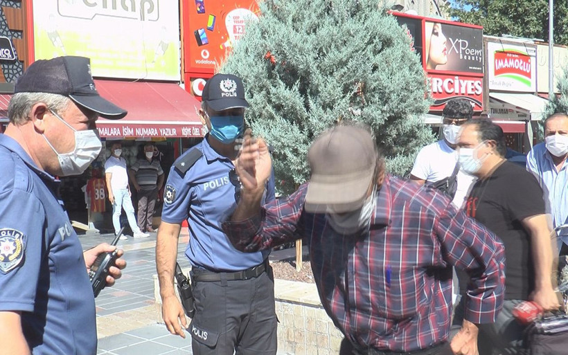 Kayseri'de sigara içmek için maskesini çıkaran vatandaş cezadan kurtulamadı - Resim: 3