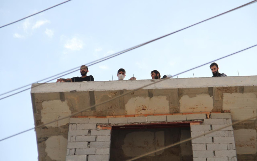 Antalya'da inşaat işçileri intihara kalkıştı 'Köpek bağlasan durmaz' - Resim: 3